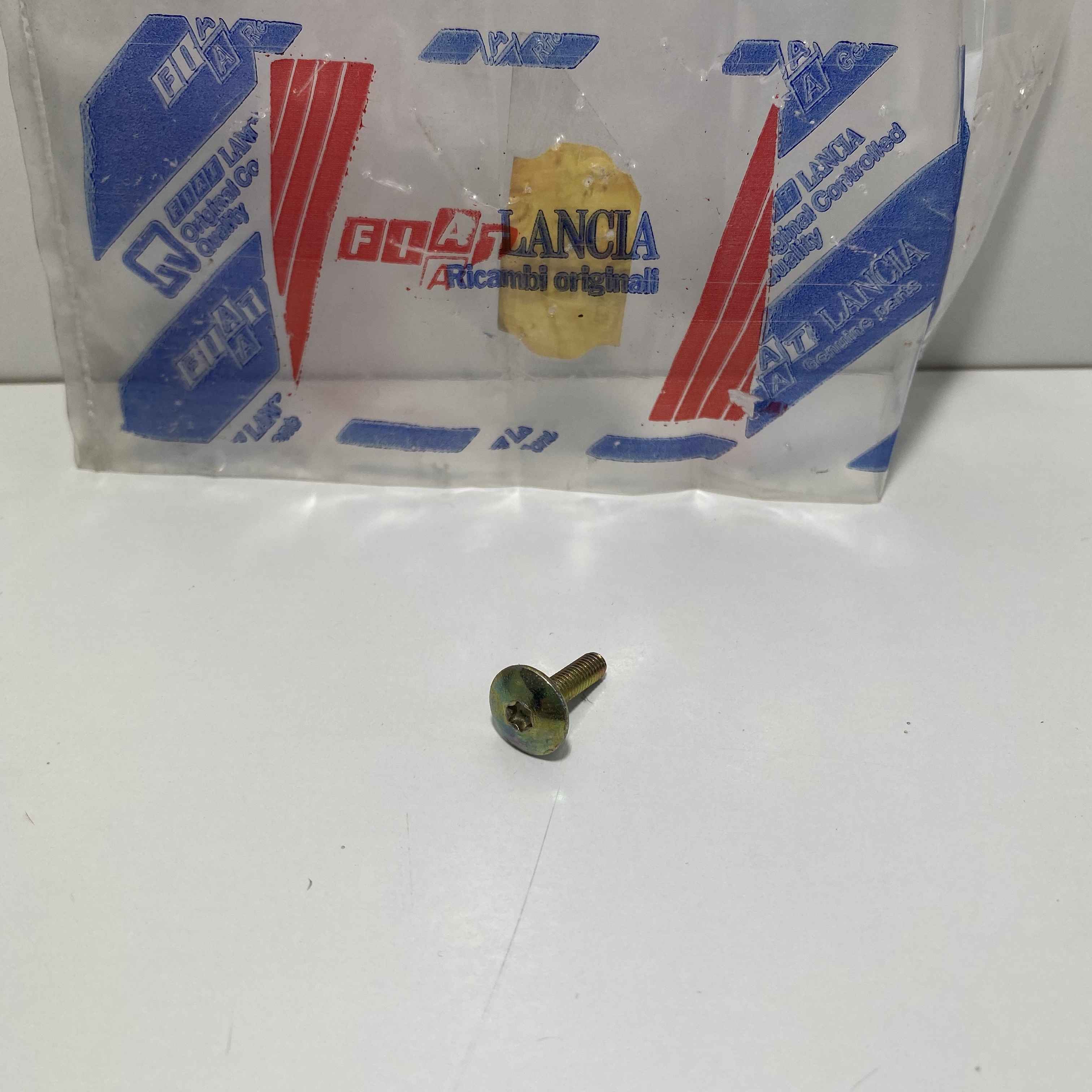 DADO FIAT TEMPRA DEDRA ORIGINALE 82452440 LANCIA DELTA TIPO