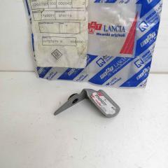 STAFFA FISSAGGIO PARAFANGO SINISTRO FIAT PUNTO DAL 93 AL 99 ORIGINALE 7765077
