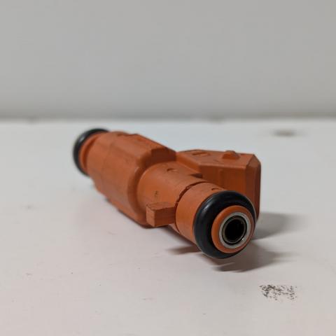 INIETTORE ALFA ROMEO 145 - 146 - 147 - 156 BOSCH PER 60667012