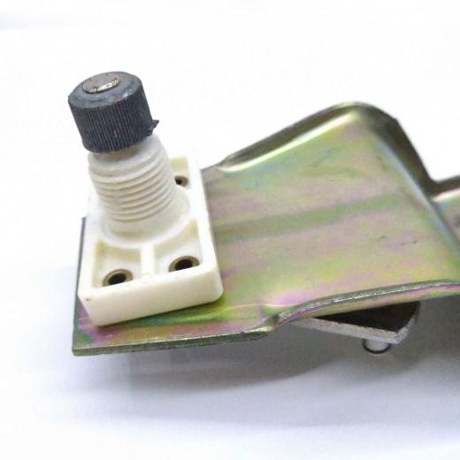 PIASTRA TERGI TERGICRISTALLO ANTERIORE FIAT 600 T - 850 T II SERIE CAI 92011