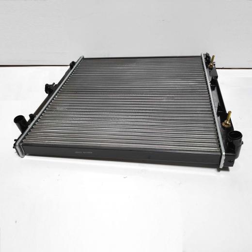 RADIATORE RAFFREDDAMENTO MOTORE NISSAN NP300 - PATHFINDER AHE PER 21460EB30A