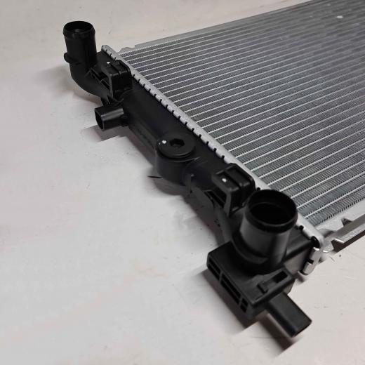 RADIATORE ACQUA AUDI A1 - VOLKSWAGEN POLO - SEAT - SKODA FRIGAIR PER 6R0121253