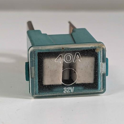 FUSIBILE 40A 32v VERDE HELLA